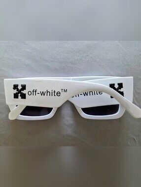 UNBRANDED Logo Slim Rectangle Sunglasses